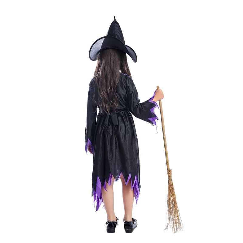 Robe de sorcière noire et violette avec son chapeau pointu